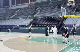 离谱！曼城内部会议纪要流出——今晚止住颓势今晚浙江队备战CBA常规赛，马赛今晚主帅复盘 